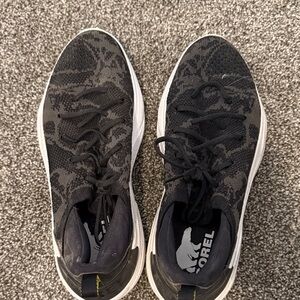 Sorel Men's Black and Gray Athletic Shoes